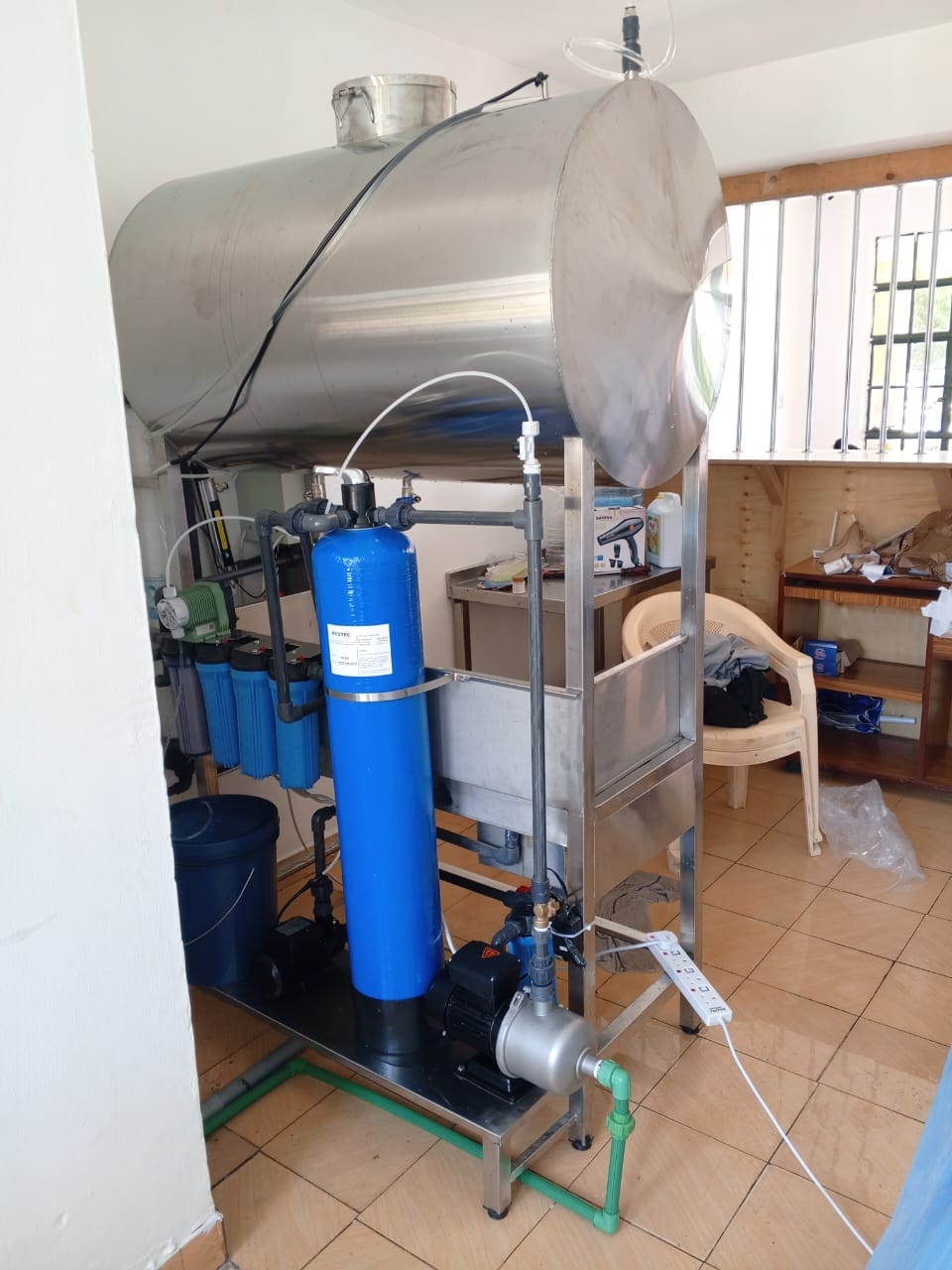 Transforming Clean Water Access: 3-in-1 Water Purification Machine Installed in Nairobi Utawala